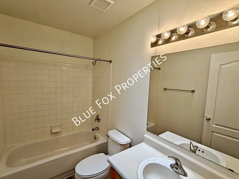 3117 S Nastar Dr — Photo 12