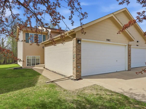 3982 33rd St S, Fargo, ND 58104