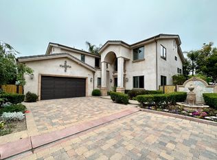 258 Santa Isabel Ave, Costa Mesa, CA 92627