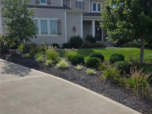12209 W 157th Ter, Overland Park, KS 66221