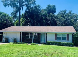 1040 Shore Acres Rd, Mount Dora, FL 32757