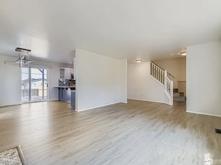 3921 High St — Photo 15