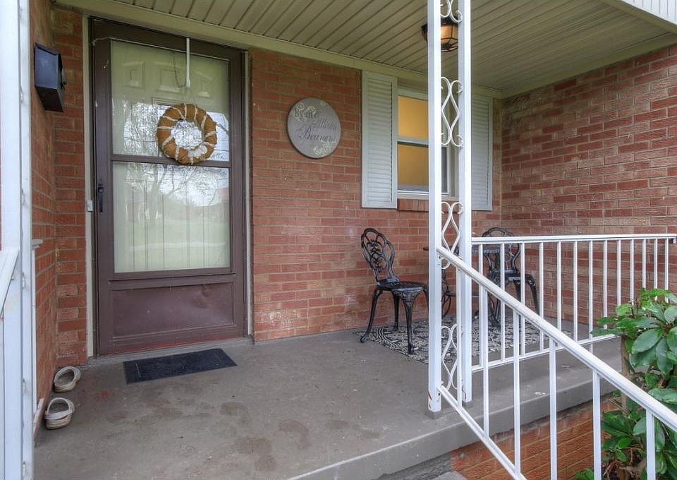 1st image of 2209 N Greenwood Dr