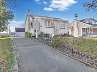 1422 6th Ave, Neptune, NJ 07753