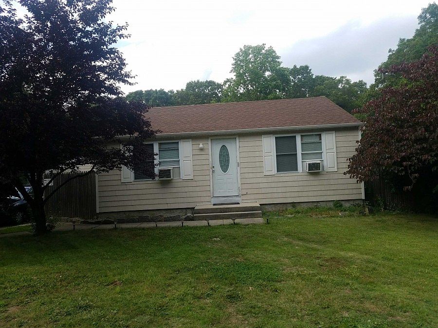 1st image of 575 Long Island Ave