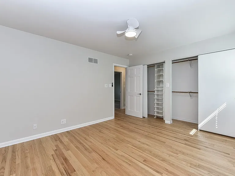 5S480 Campbell Dr — Photo 16