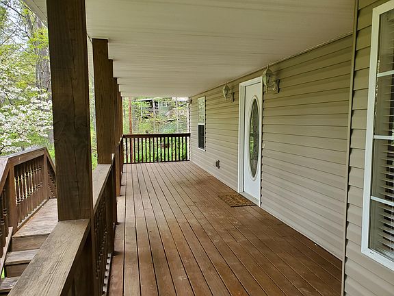 Large front porch overlooking the Weaverville Nature Park