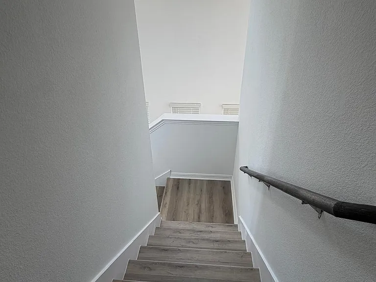 2517 Maplehurst Dr — Photo 40