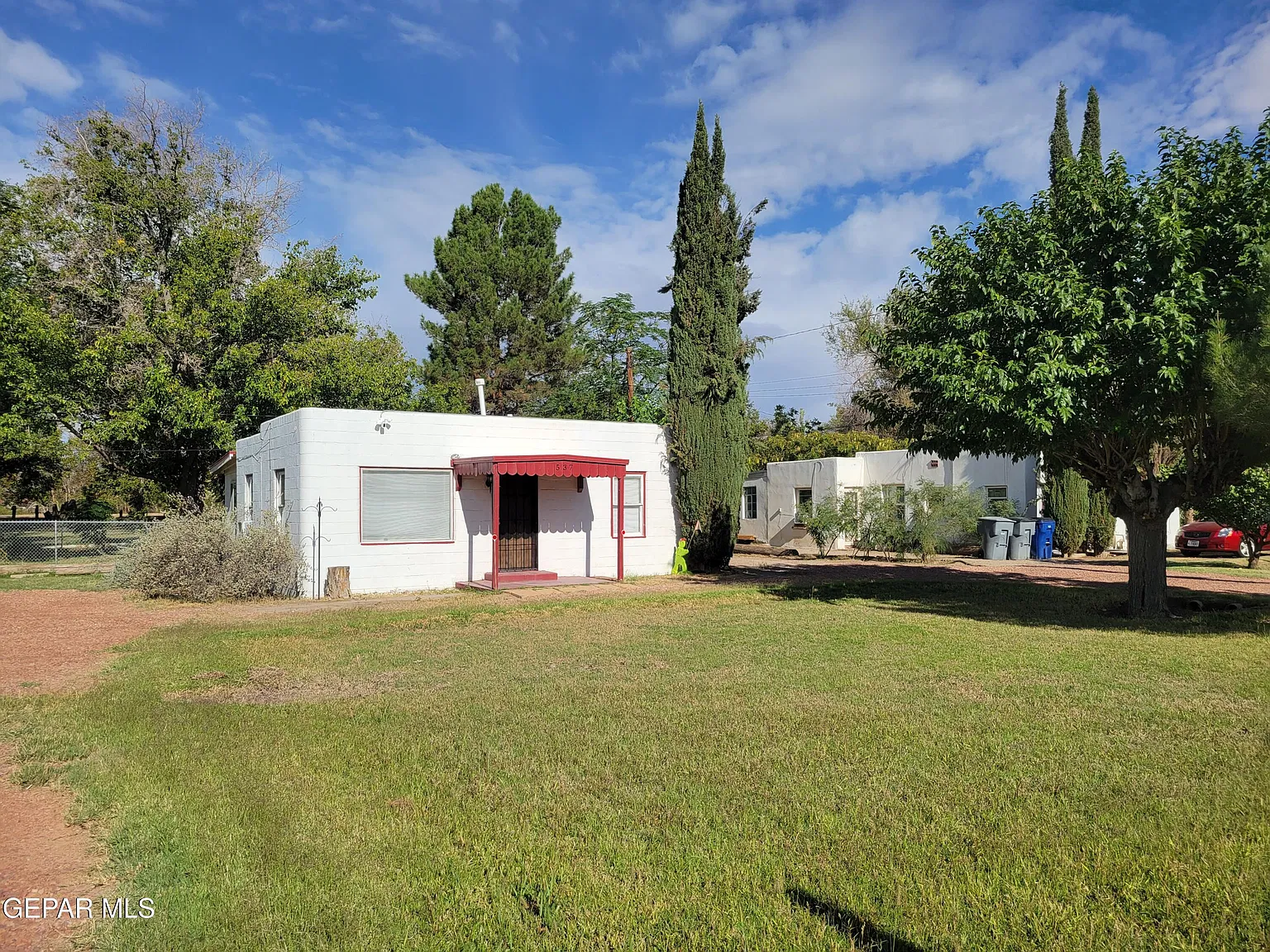 2 bed, 1.0 bath, 920 sqft, $950 — Photo 3