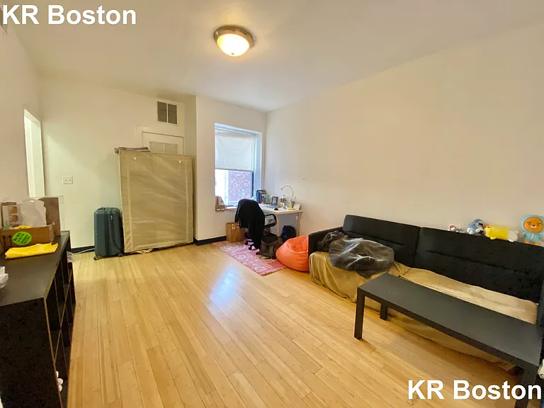 243 Harvard Ave #4 — Photo 3