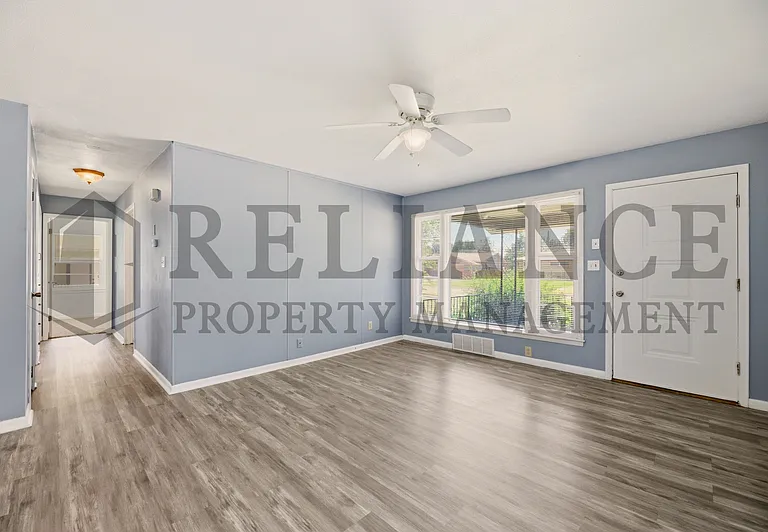 2425 N Marigold Ln — Photo 13