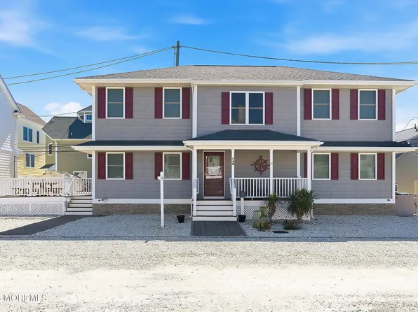 3 Holiday Road, Ortley Beach, NJ 08751