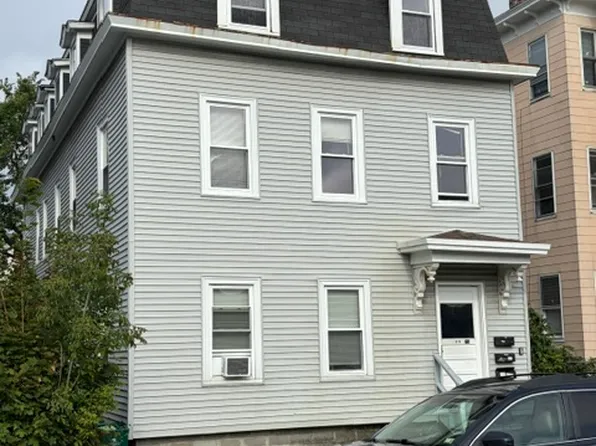 15 Goulding St #3, Worcester, MA 01609
