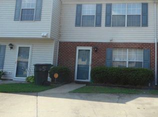 65 Terri Sue Ct, Hampton, VA 23666