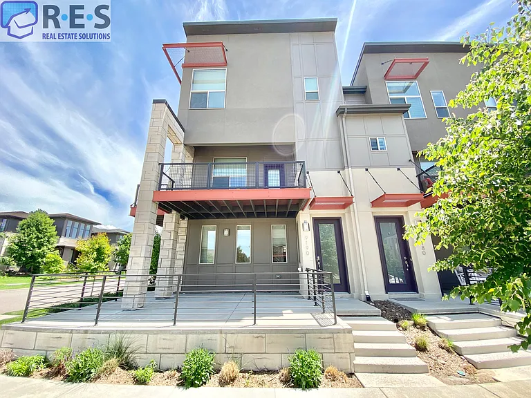 9190 E 52nd Dr — Photo 1