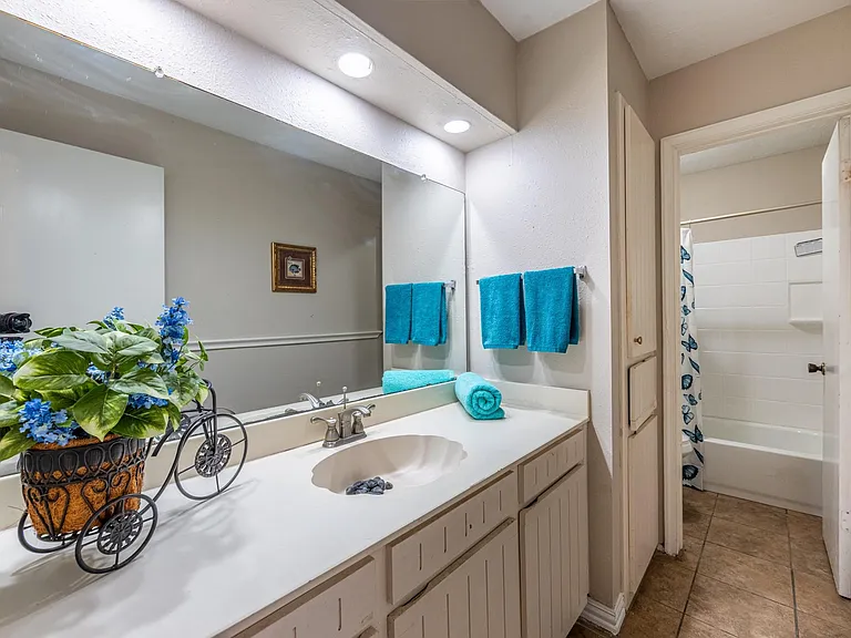 6030 Gallant Forest Dr — Photo 25