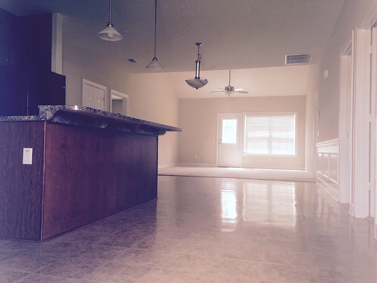 106 Bull Bay Dr — Photo 2