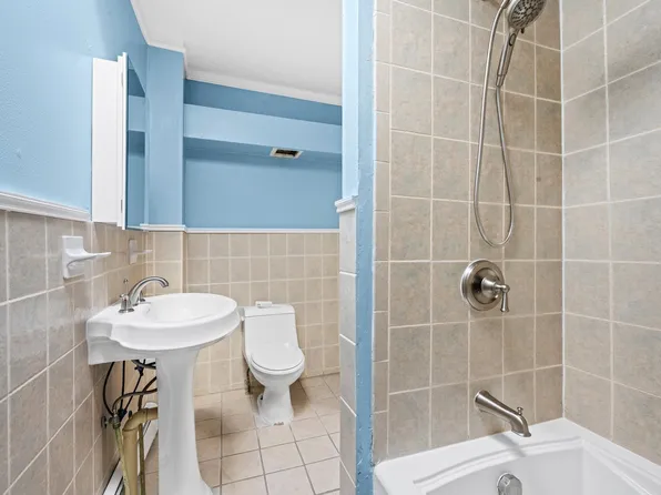 37 Belmont Avenue image 15 of 18