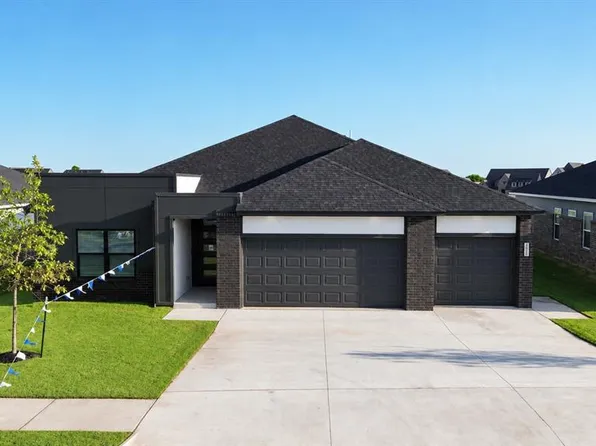 4209 NW 180th St, Edmond, OK 73012