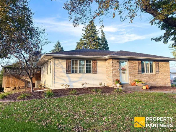 914 Logan St, Pender, NE 68047