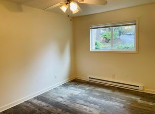 3930 SW Plum St APT 1, Portland, OR 97219