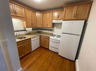 105 Winthrop Rd #1, Brookline, MA 02445