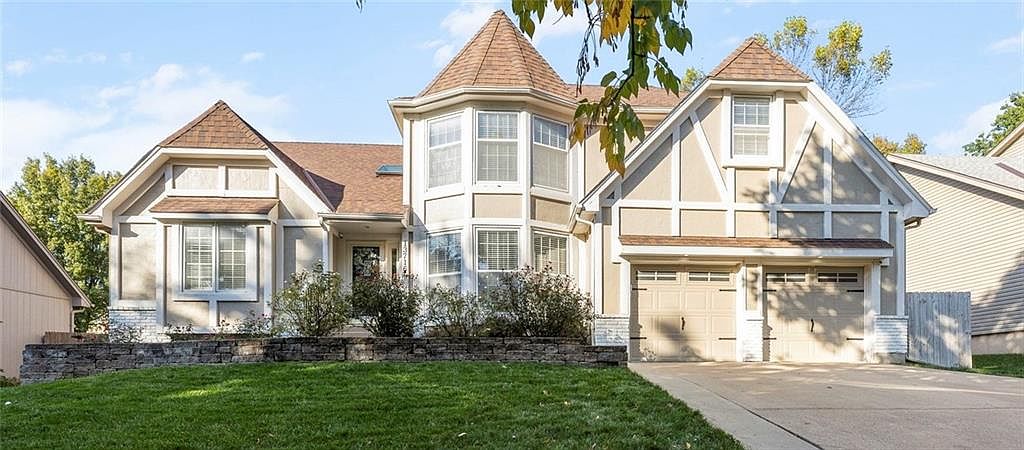 13716 W 75th Ter, Lenexa, KS 66216 | Zillow