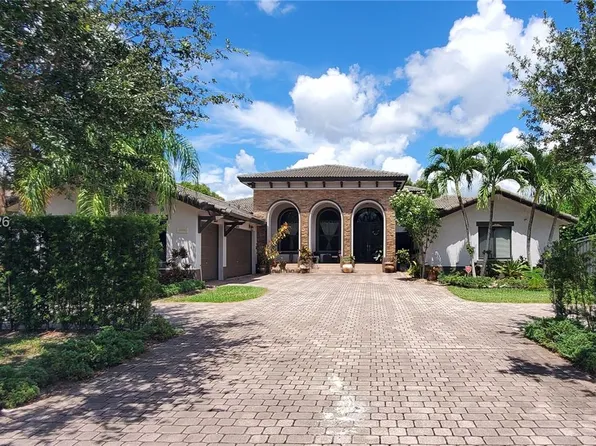 12965 SW 197th St, Miami, FL 33177