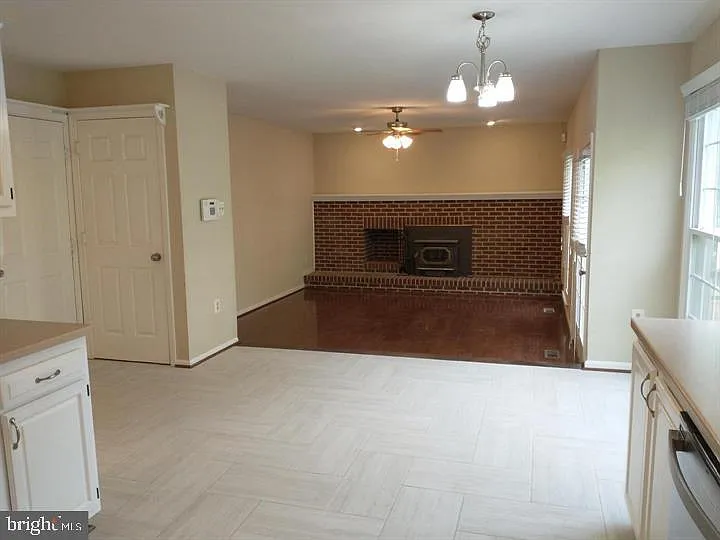 8219 Crackling Fire Dr — Photo 2