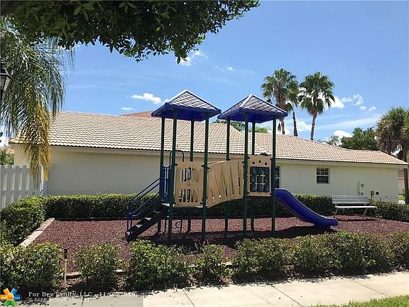 Home For Sale In Silver Shores