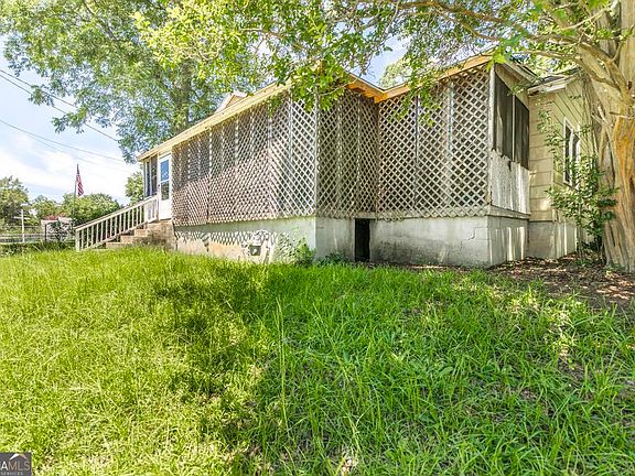 4th image of 3045 Montpelier Pl