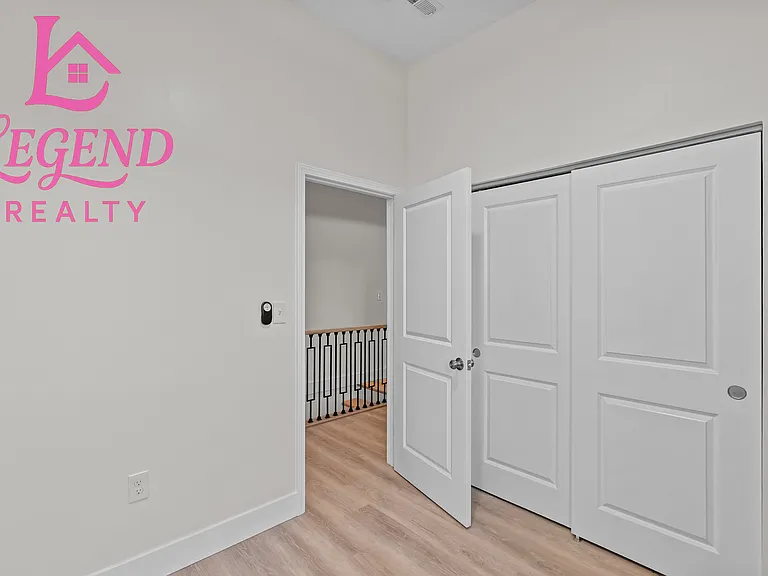 4138 Iowa Ave — Photo 20