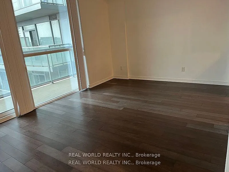 Studio, $1,950 — Photo 4