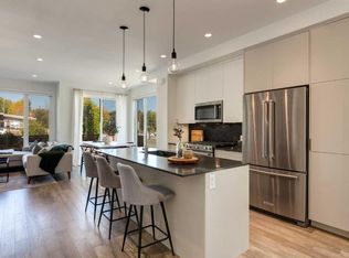 4905 E 16th St SW, Calgary, AB T2T4E3