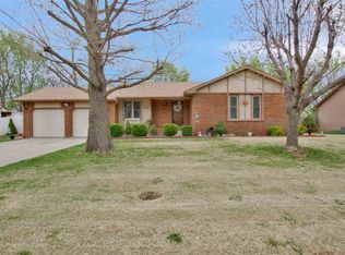 1730 N Skyview St, Wichita, KS 67212