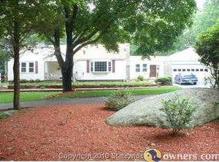 348 Howard Ave, Scituate, RI 02831