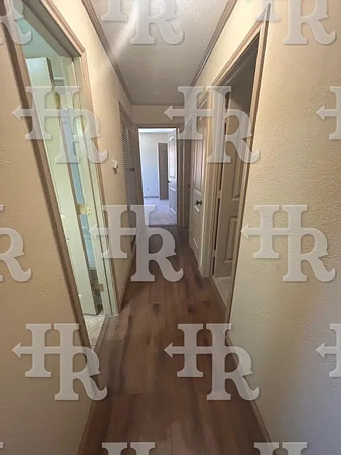 3 bed, 1844 sqft, $2,850 — Photo 2