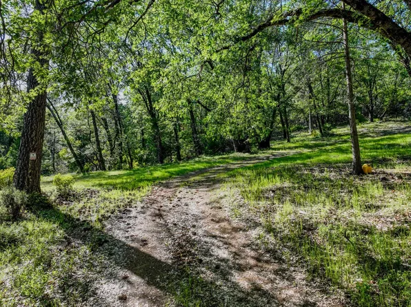 21160 Kuntz Rd, Nevada City, CA 95959