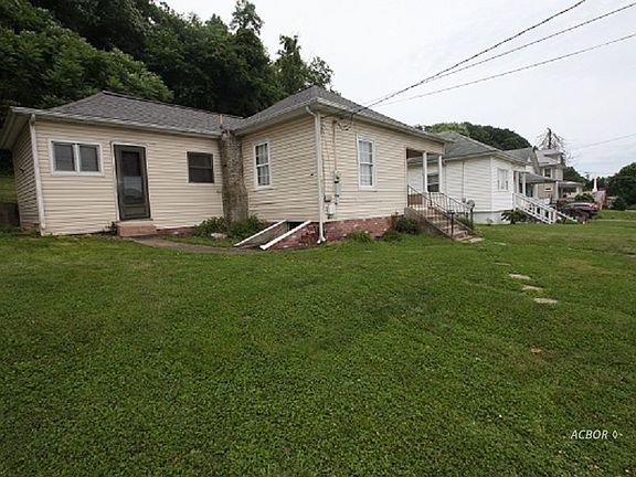 2nd image of 648 Grant St