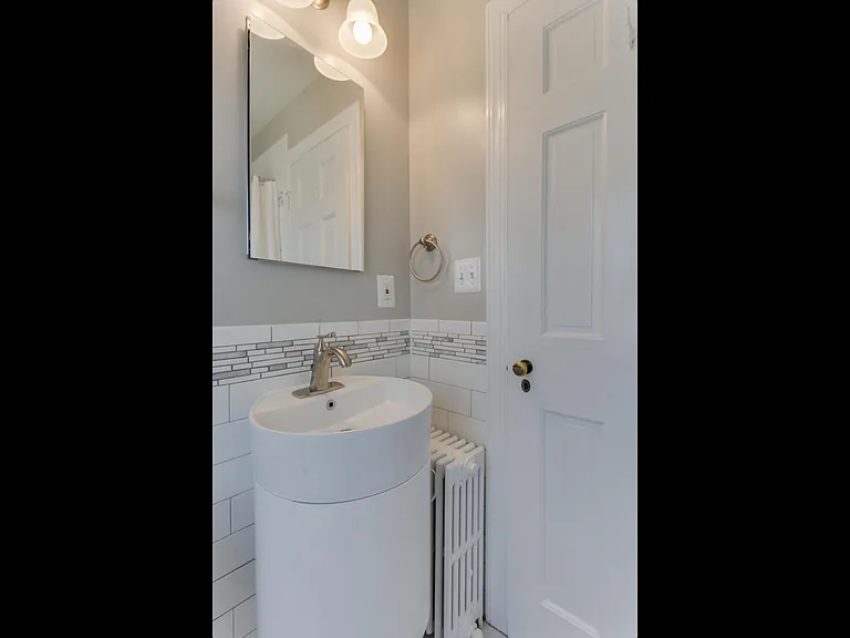 Upstairs bathroom