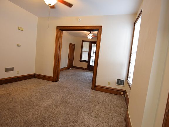 4th image of 236 Buttles Ave #4