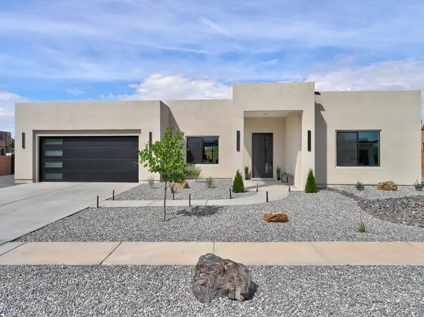 6605 Rim Rock Cir NW, Albuquerque, NM 87120