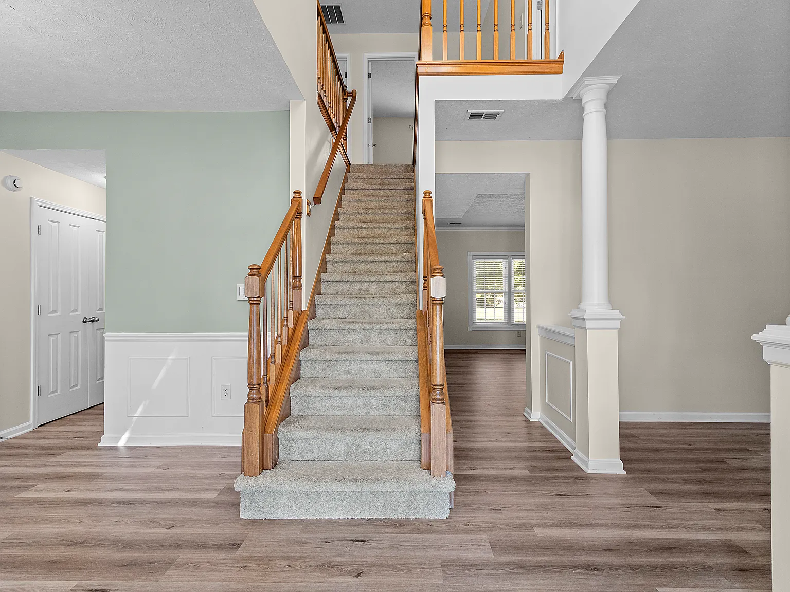 3800 Richmond Ct — Photo 2