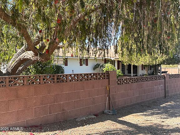 5th image of 2821 W Elliot Road