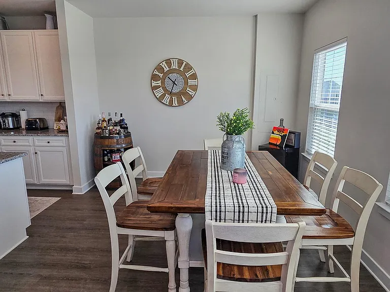 5426 Greenpoint Ln — Photo 11