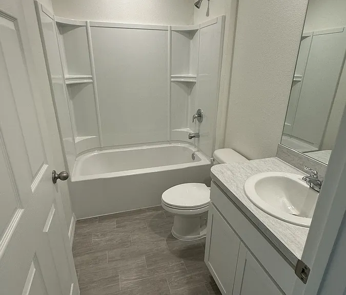 1568 Seeley Cir NW — Photo 9