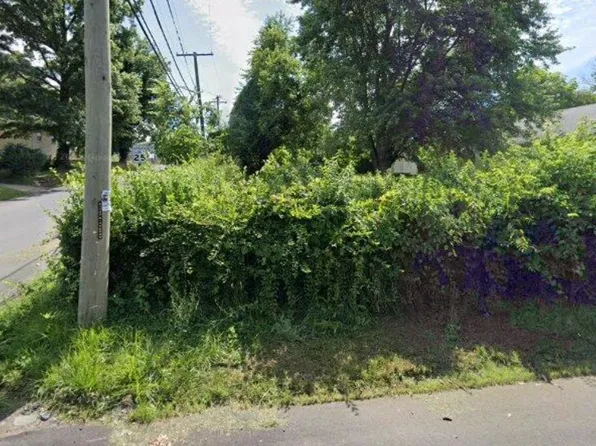 3917 Byers St, Capitol Heights, MD 20743