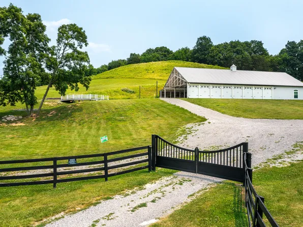 54 Burdette Knob Rd, Lancaster, KY 40444