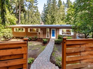 440 Mount Hood Dr SW, Issaquah, WA 98027