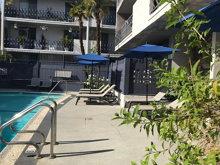 Mediterranean Apartments — Photo 7